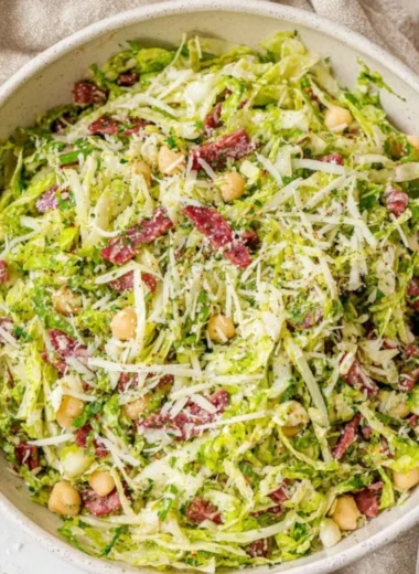 Scala Chopped Salad with fresh vegetables and dressing