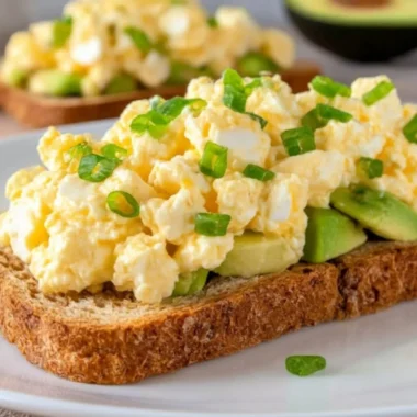 Egg salad with cottage cheese, a mayo-free recipe for a healthy meal.
