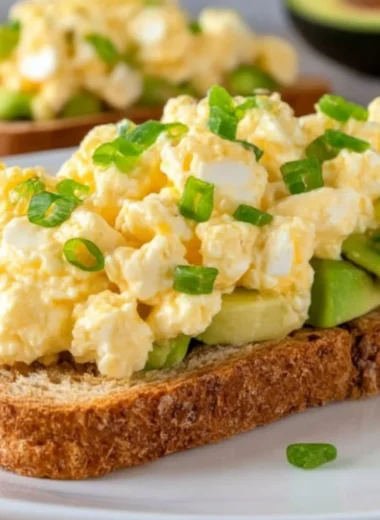Egg salad with cottage cheese, a mayo-free recipe for a healthy meal.