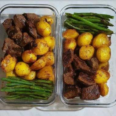 Garlic Balsamic Steak Bites on a plate, garnished and ready to enjoy