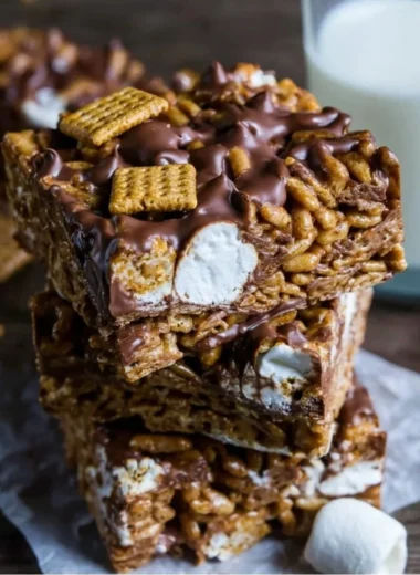 Delicious Golden Grahams S'mores Bars, easy no-bake dessert treat