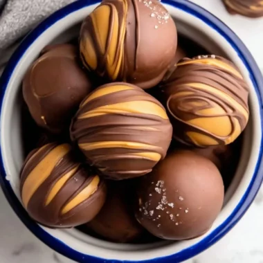 Delicious Peanut Butter Chocolate Fat Bombs, perfect keto snack